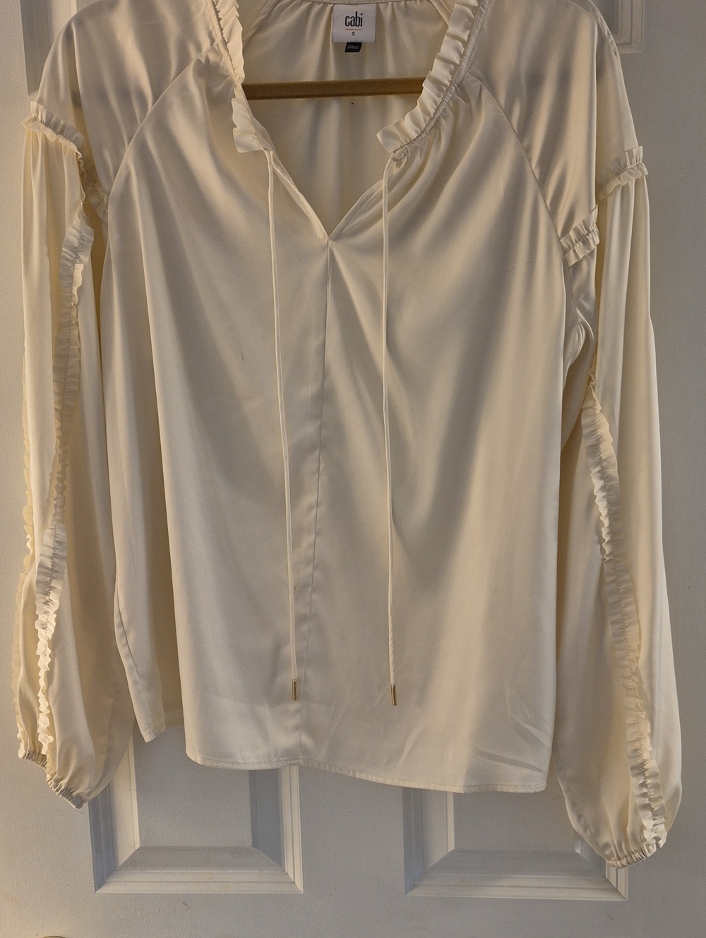 Cabi Chloe Blouse NEW - Picture 4 of 6